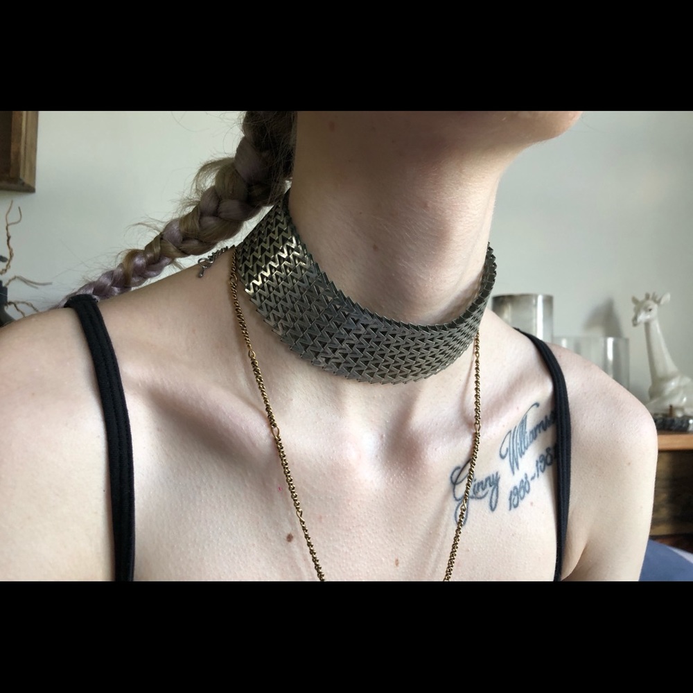 Metal chain choker